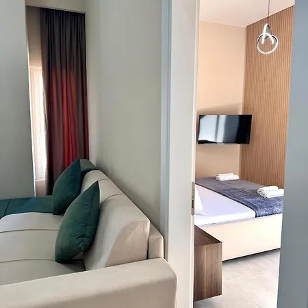 White Arena Seaside Apartment