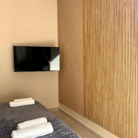 Apartment White Arena Seaside Golem (Tirana)