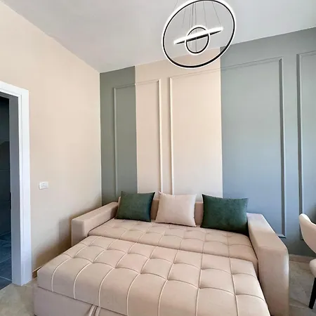 Apartment White Arena Seaside Golem (Tirana)